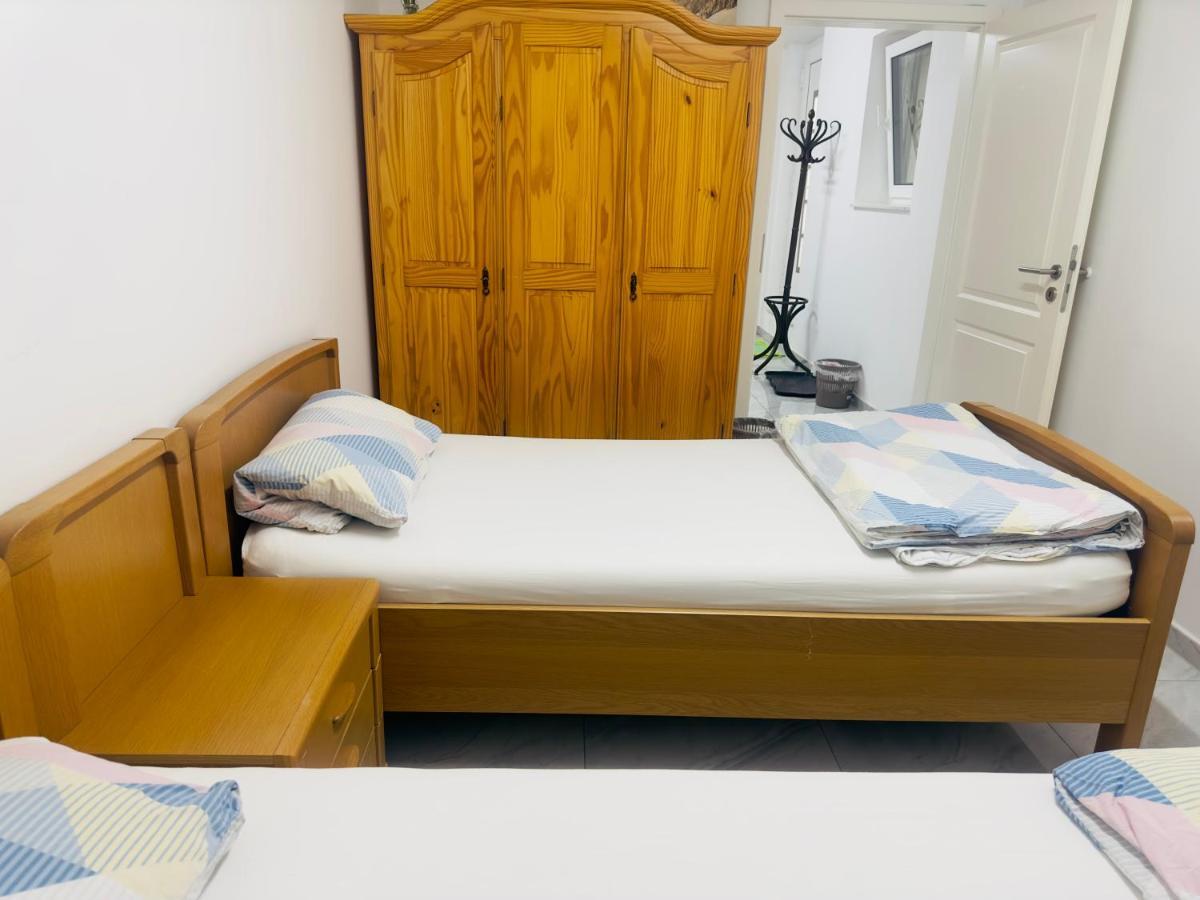 Fully Equipped Apartment 3 Rooms 5 Bed Hamburg Exterior photo